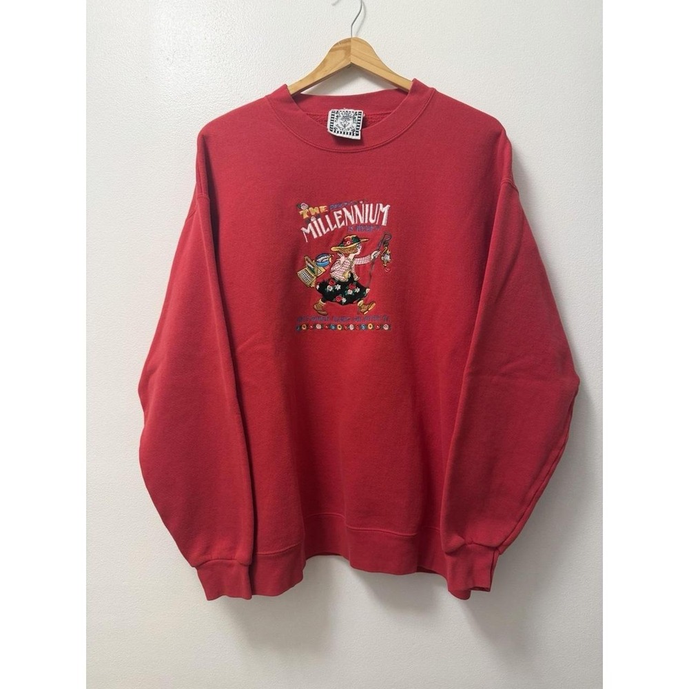 Vintage Mary Engelbreit The Millennium Is Here Red Crewneck Sweater Adult XL 90s